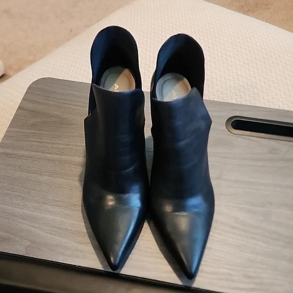 ALDO Amilmathien High Heeled Ankle Boots - Picture 9 of 12